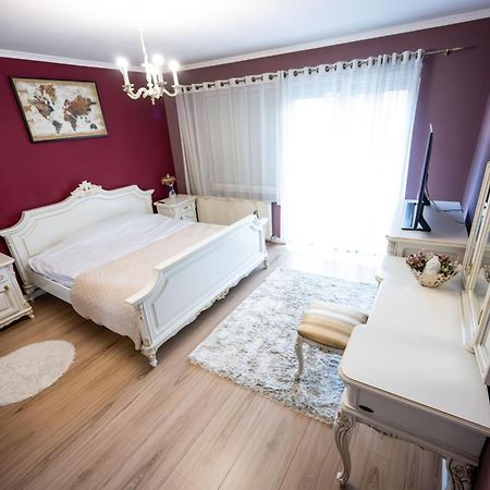 Chios Lake Apartament Cluj-Napoca Eksteriør bilde